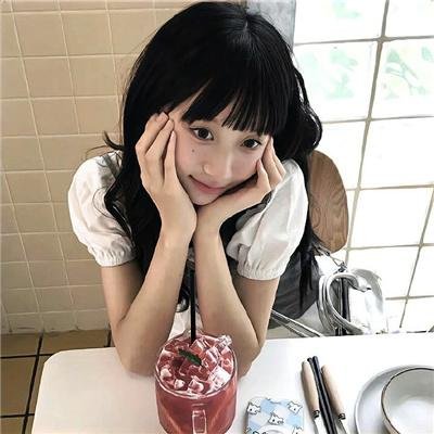 小尾巴快跟上